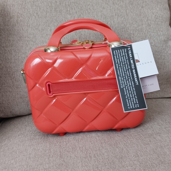 Marcy McKenna 2- in 1 Essential St.Tropez design beauty, makeup case - Picture 2 of 16